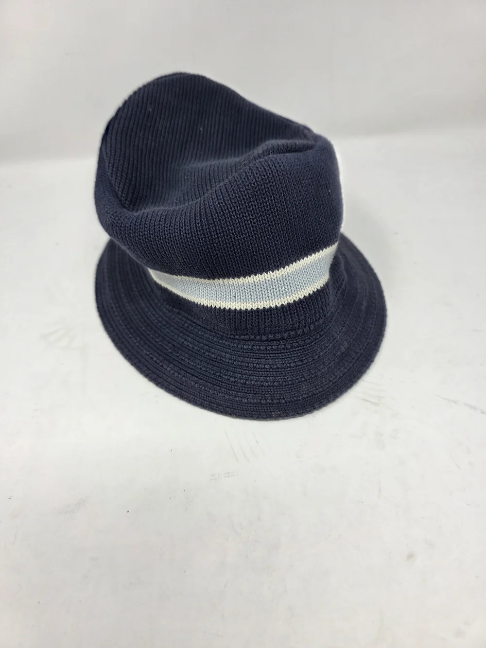 NWT Vintage Y2K GAP Knit Bucket Hat Navy Blue Striped Band 90s